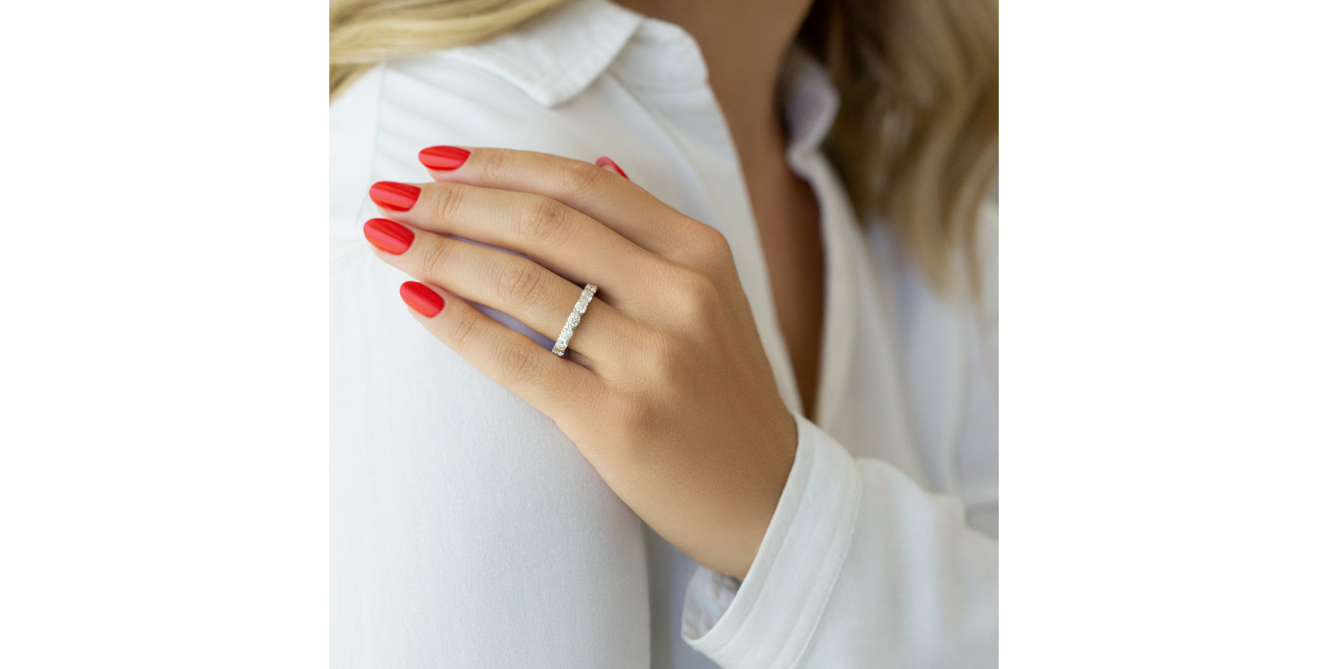 Prsten s diamanty Chansons