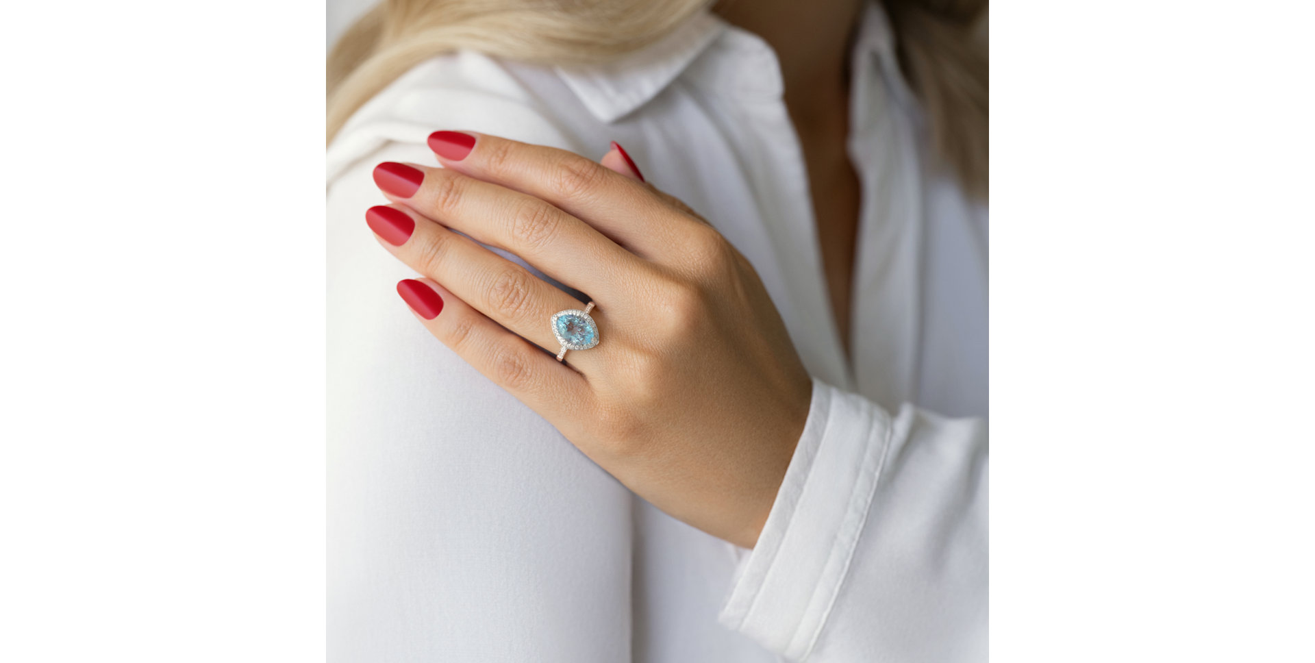 Prsten s topazem a diamanty Alluring Taste