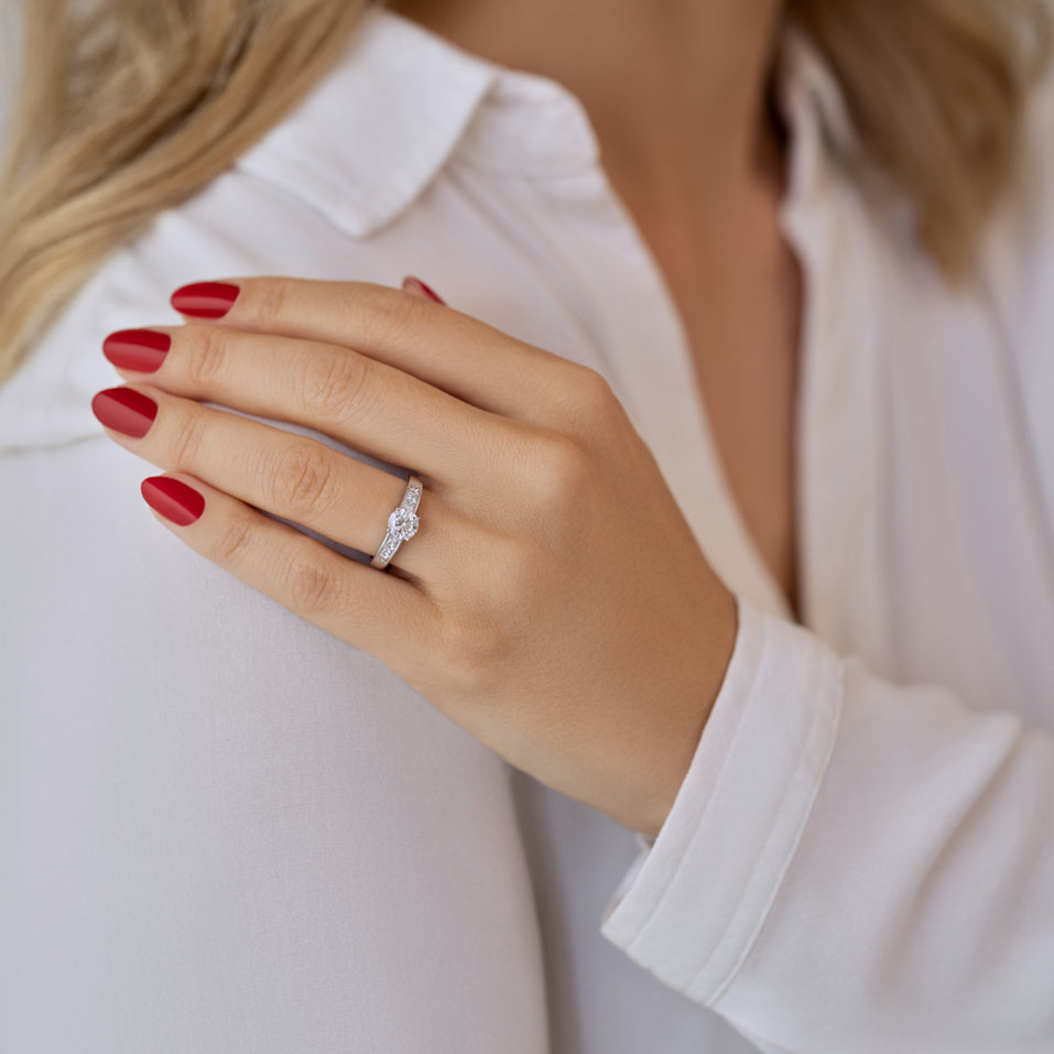 Prsten s diamanty Elegant Sweep