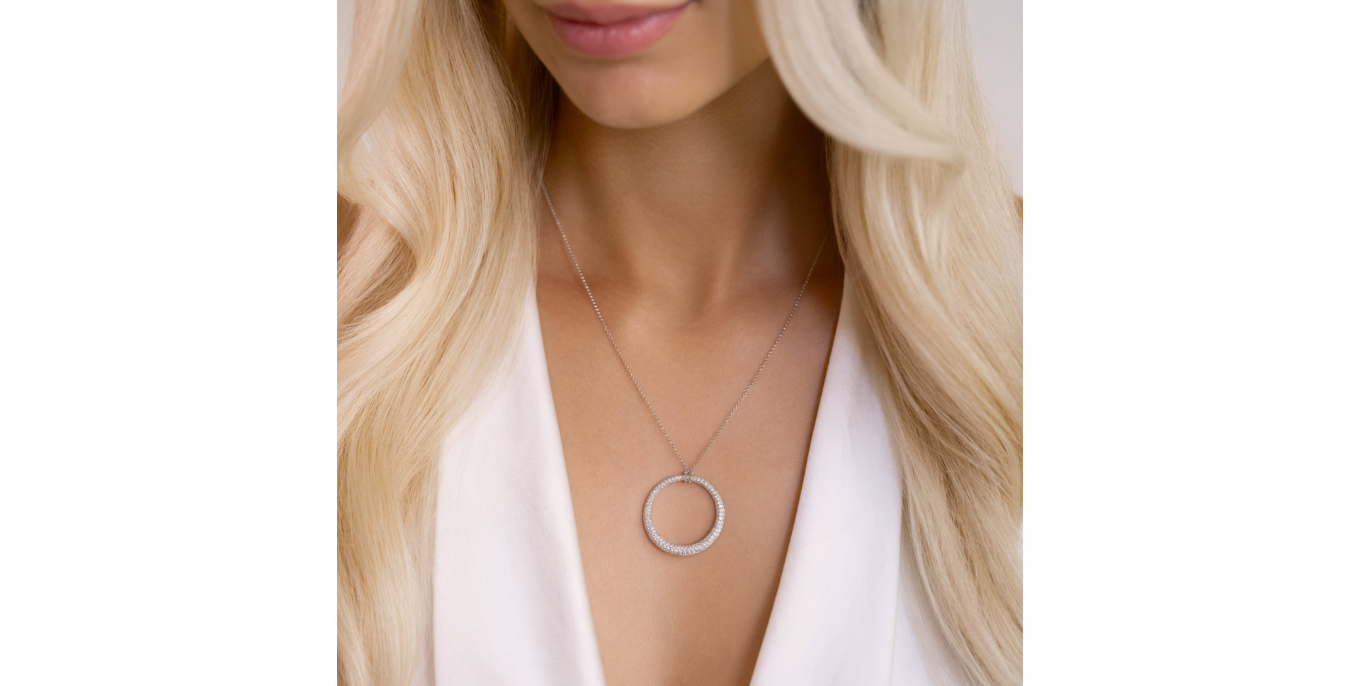 Přívěs s diamanty Circle Beauty