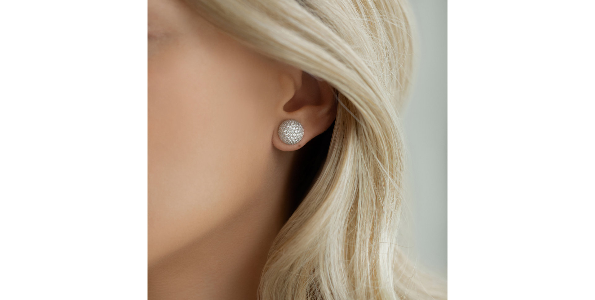 Náušnice s diamanty Moonlike Smile