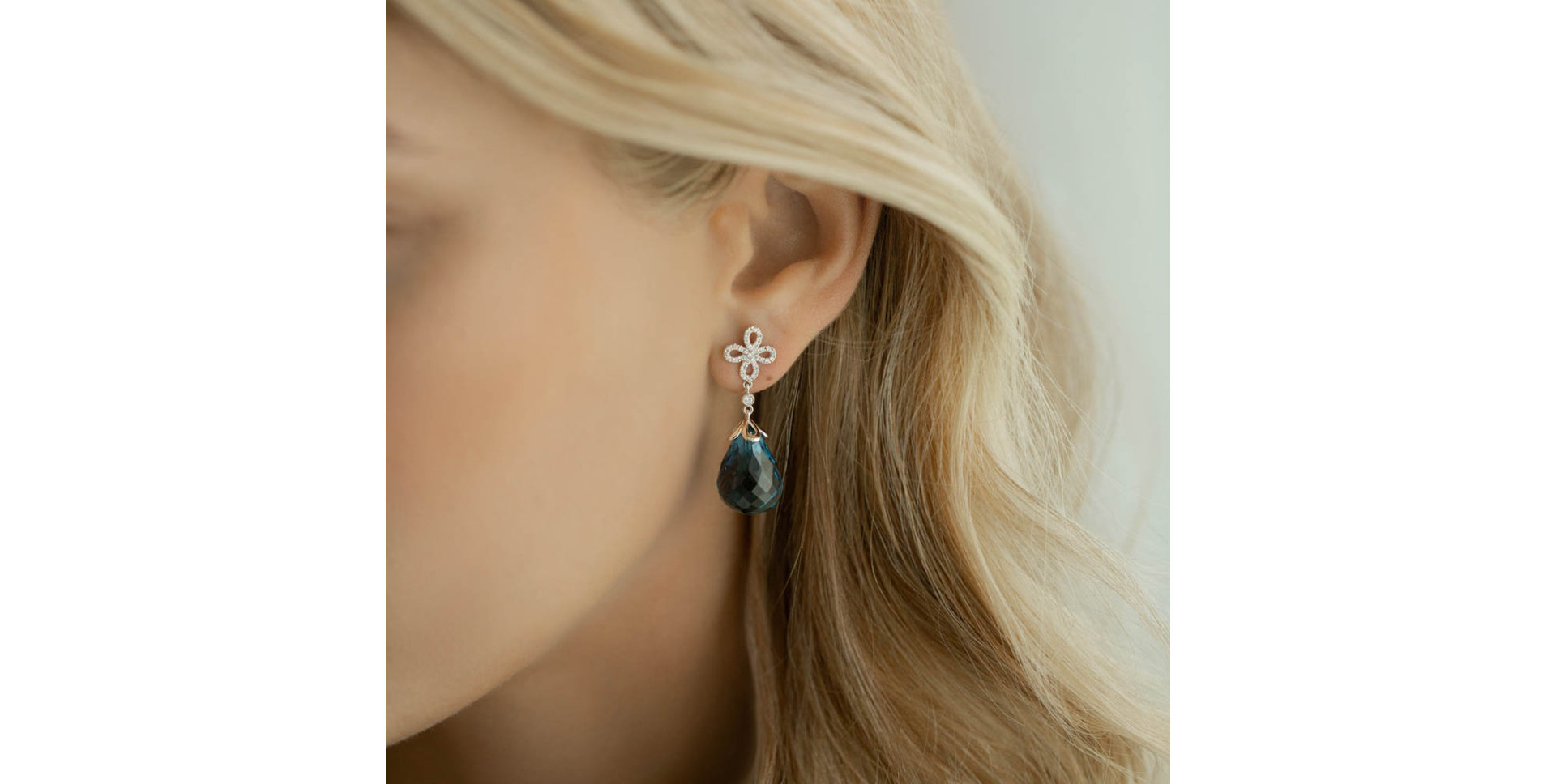 Náušnice s topazem a diamanty Endless Paradise