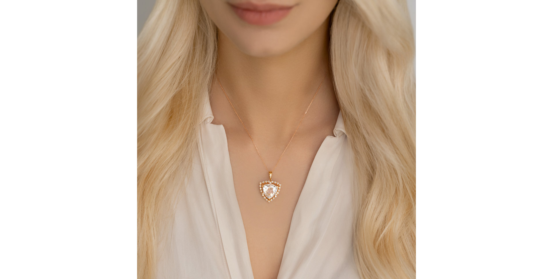 Přívěs s quartzem a diamanty Deralf