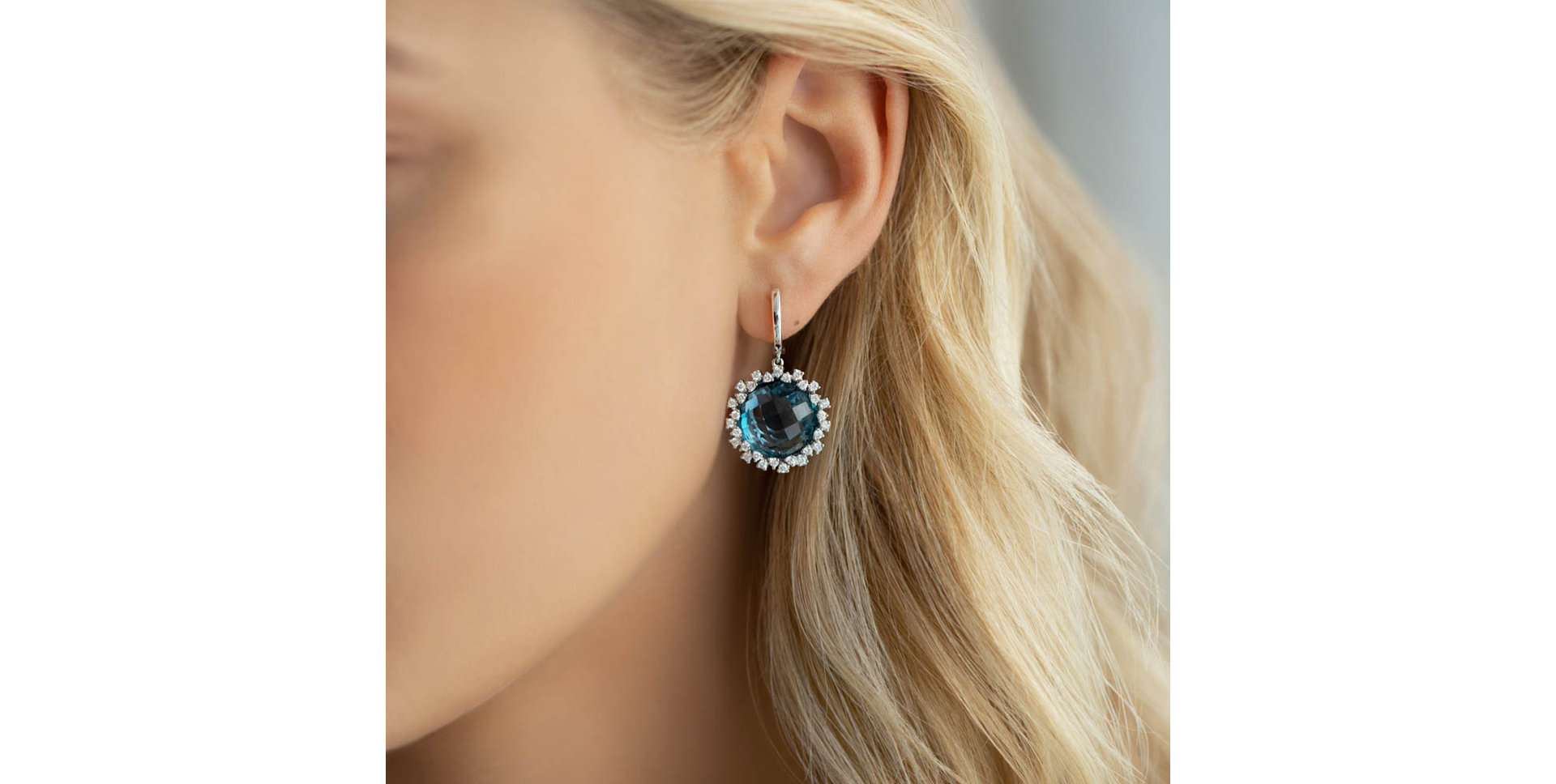 Náušnice s růženínem a diamanty Sally