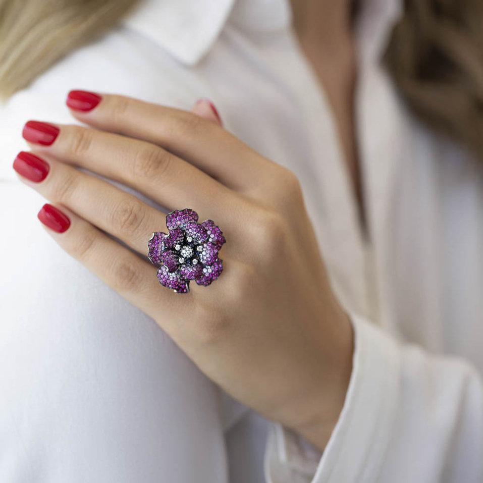 Prsten s diamanty a safíry Royal Magnolia