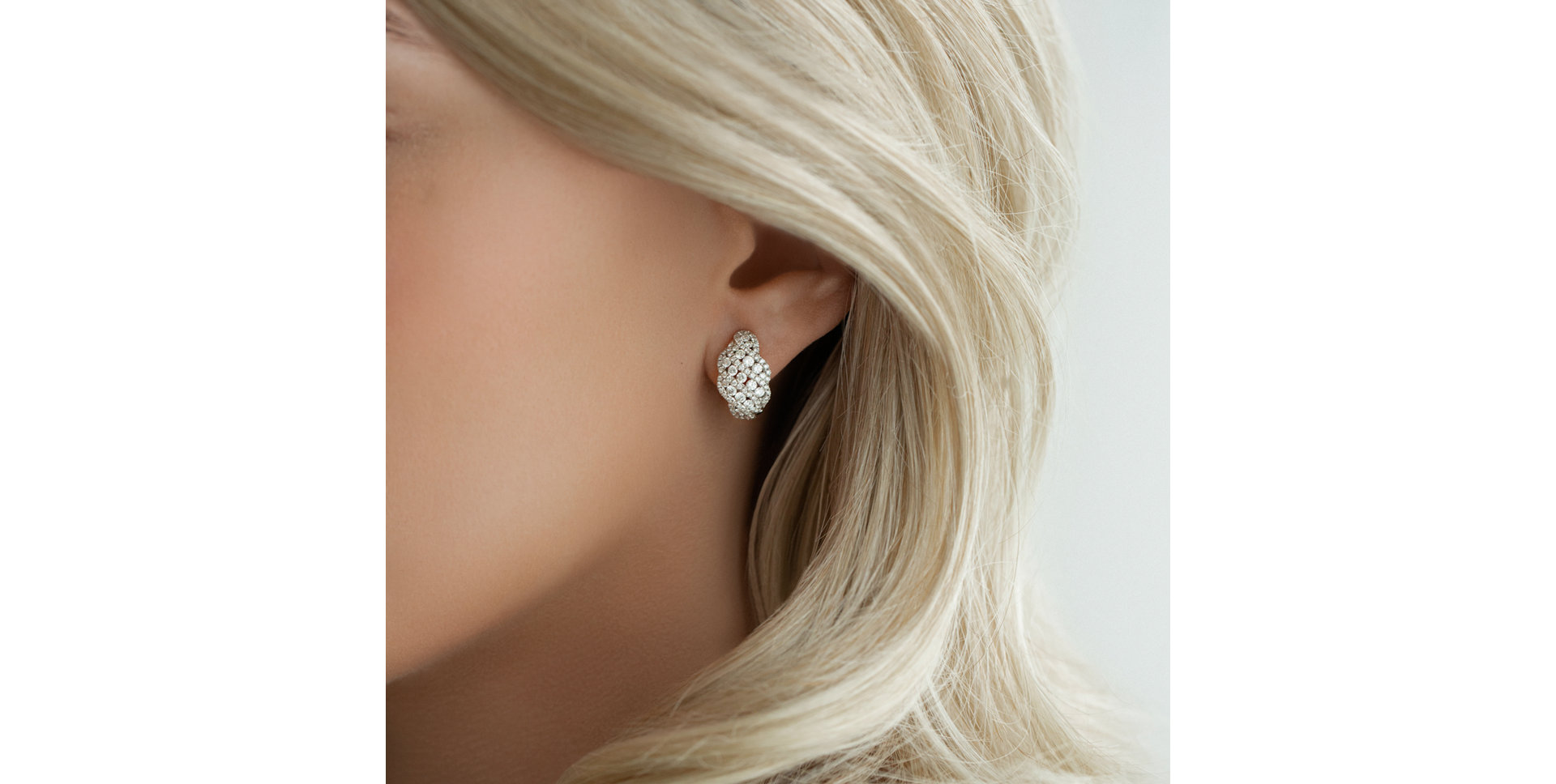 Náušnice s diamanty Shiva