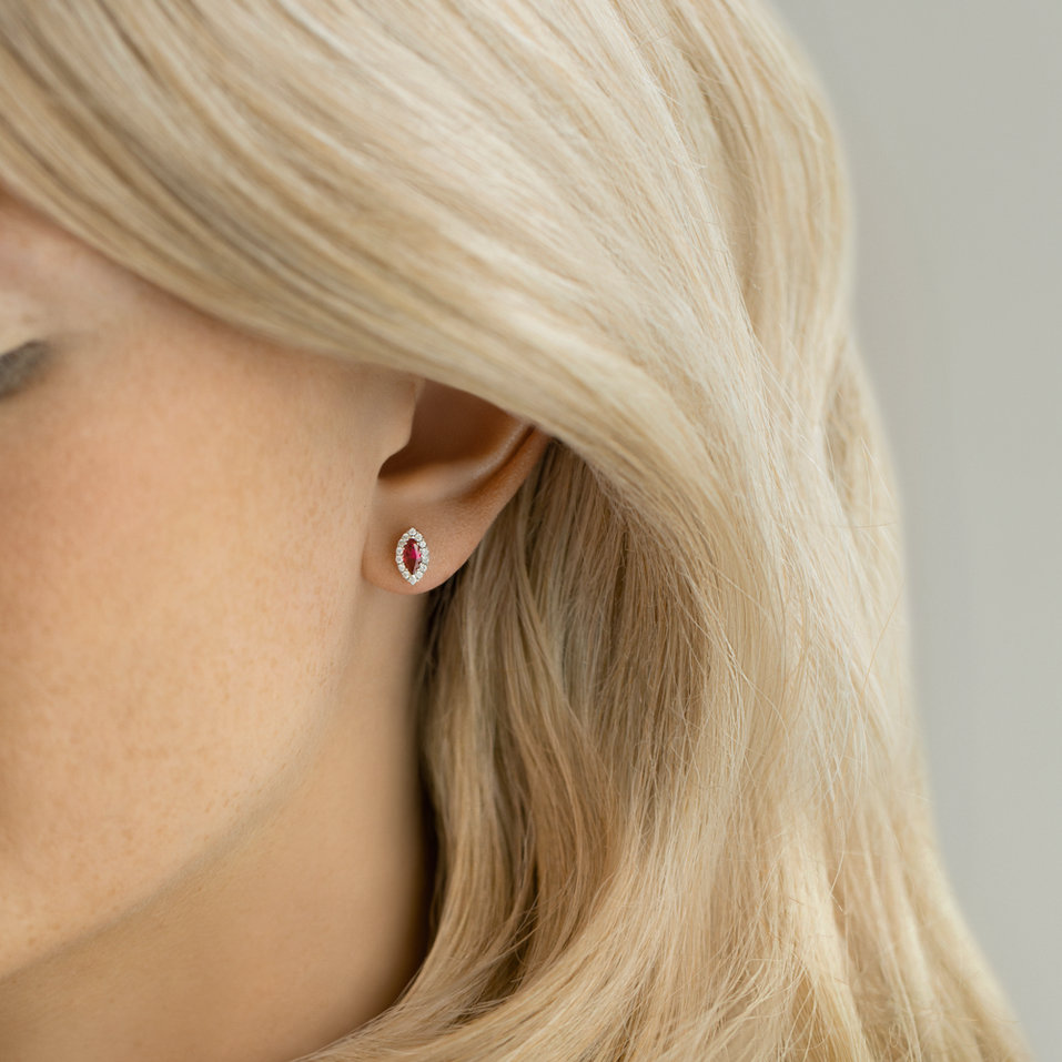 Náušnice s safírem a diamanty Sign of Desire