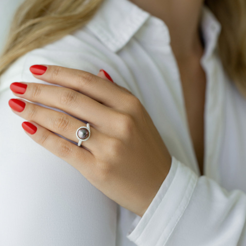 Prsten s perlou a diamanty Neptunian Magic