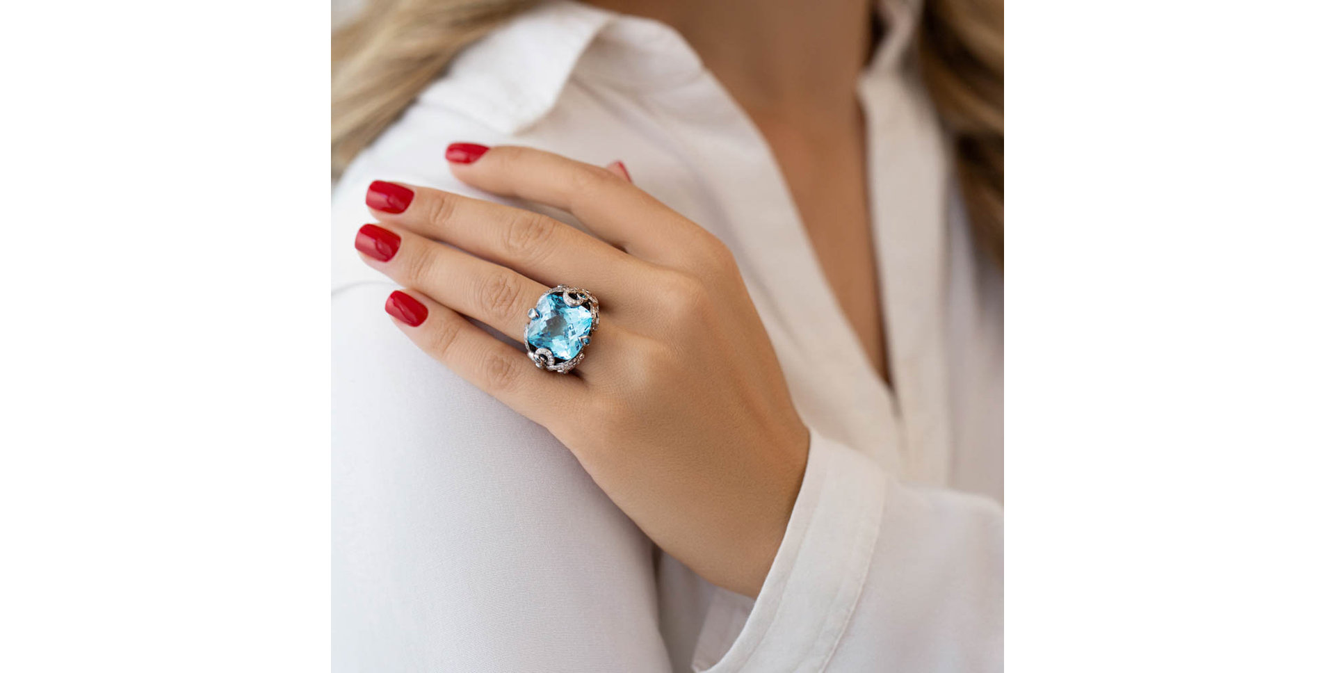 Prsten s topazem a diamanty Maria Callas