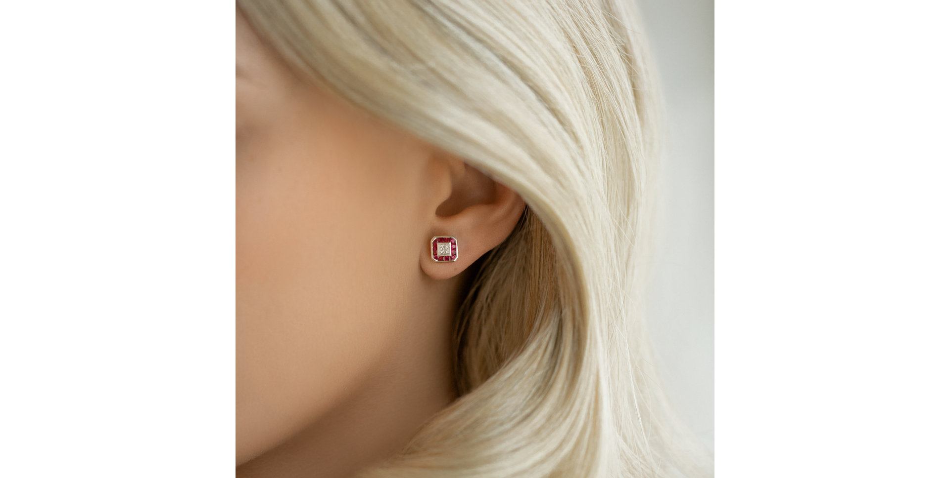 Náušnice s diamanty a rubíny Dabria