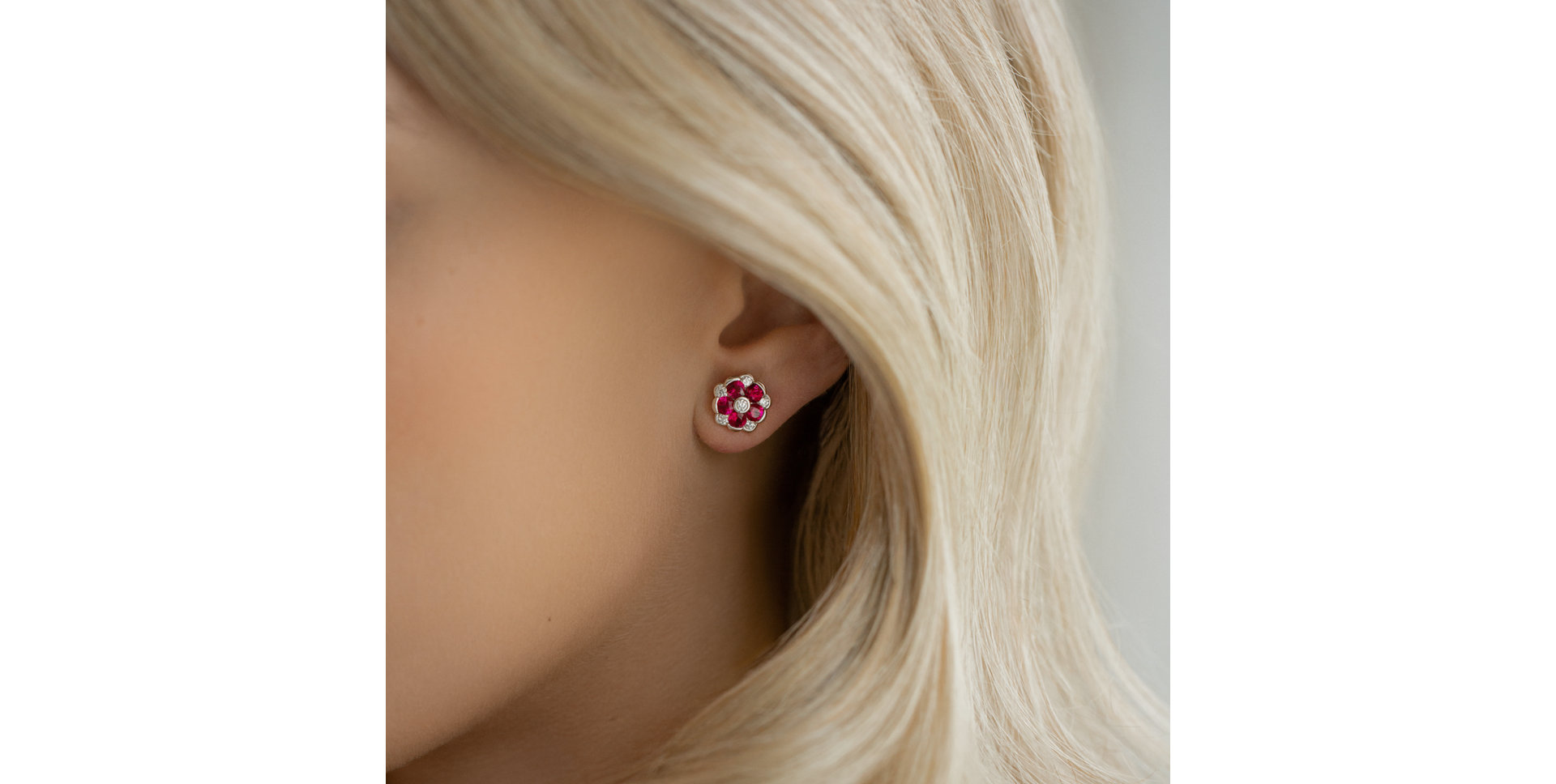 Náušnice s diamanty a rubíny Ruby Mood