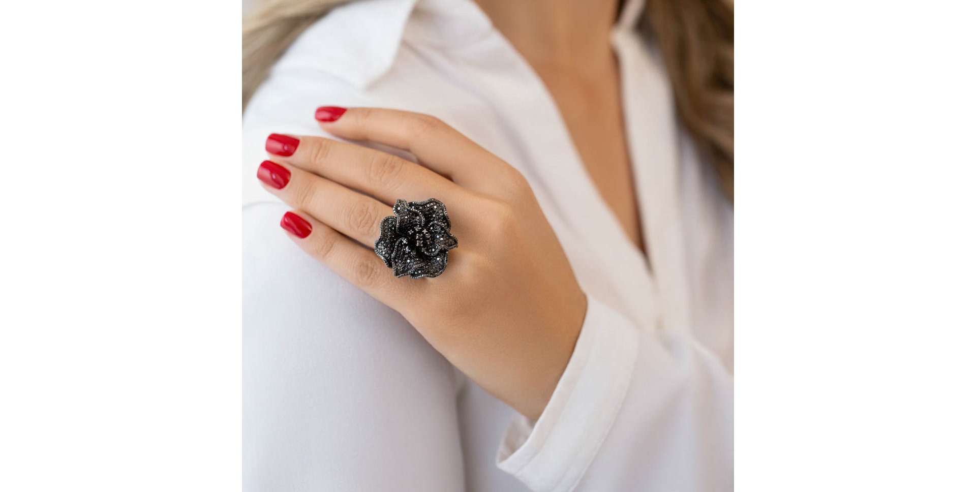 Prsten s černými diamanty Night Eminence