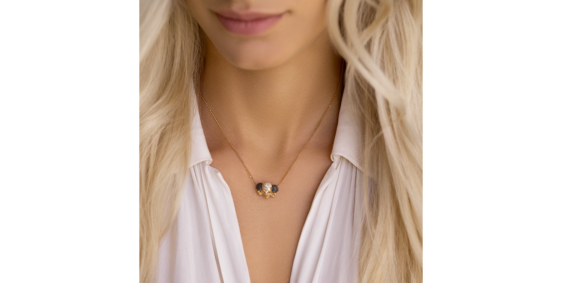 Náhrdelník s bílými a černými diamanty Deadly Shadows