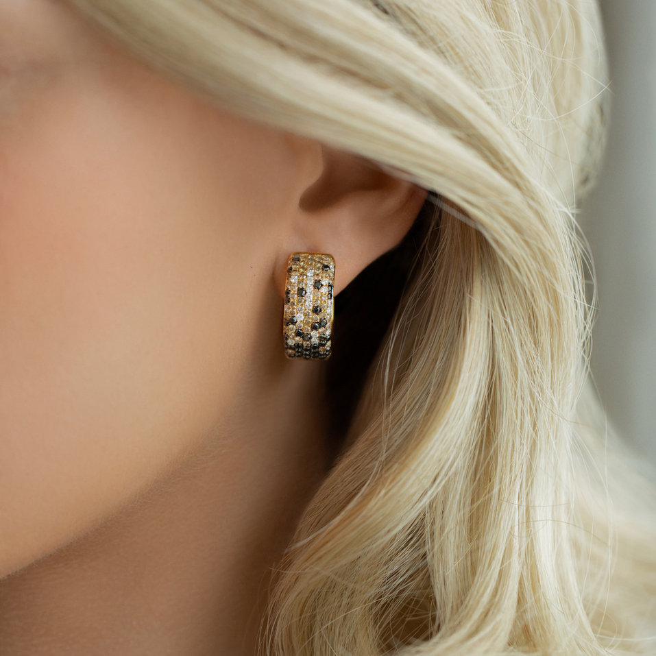 Náušnice s bílými, hnědými a černými diamanty Luella