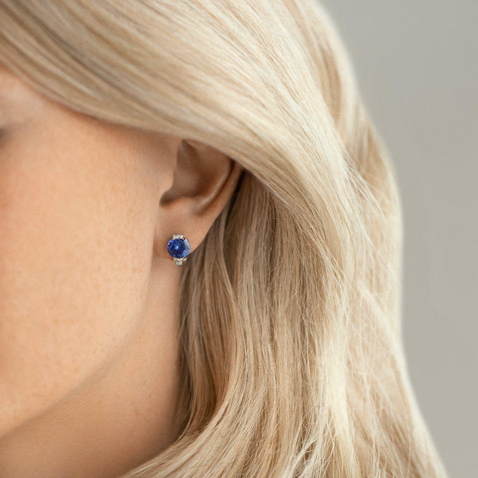 Náušnice s tanzanitem a diamanty Iphigena