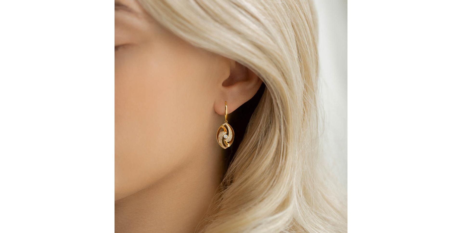 Náušnice s diamanty Barnabas