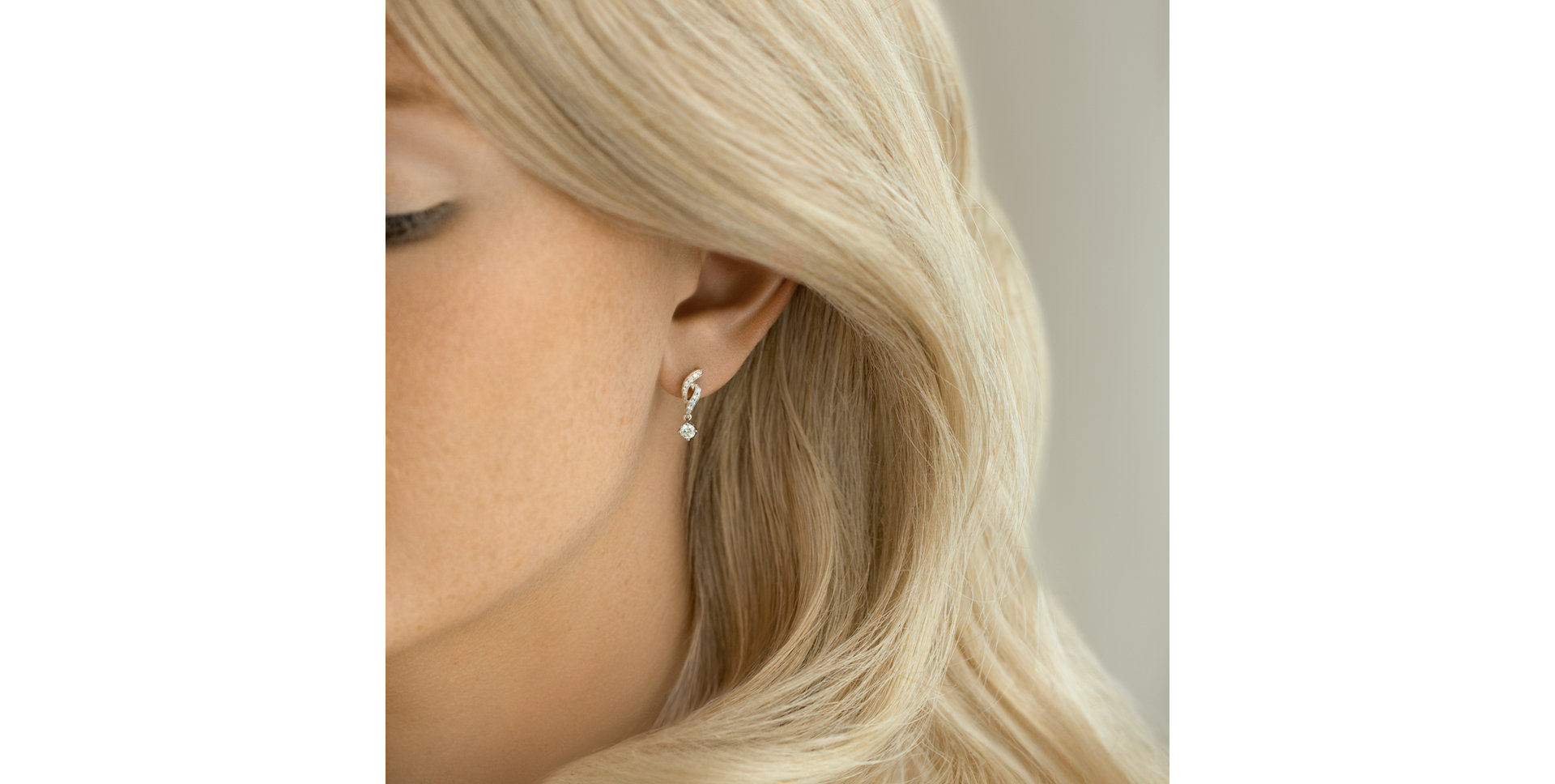 Náušnice s diamanty Athiel