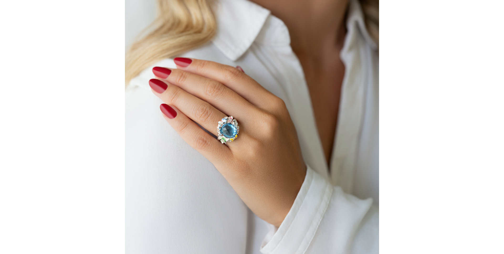 Prsten s topazem, diamanty a emaily Flower Liberty