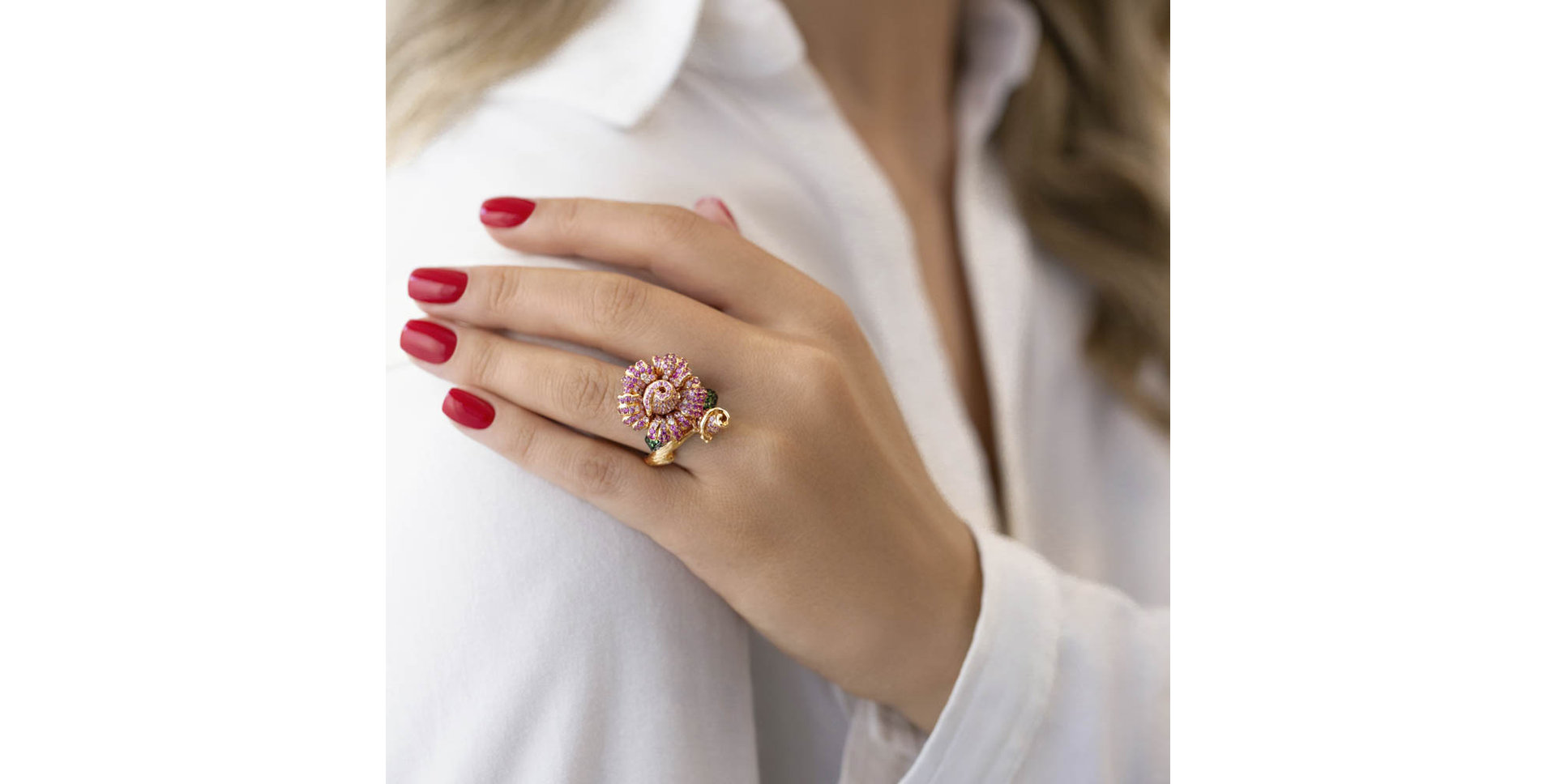 Prsten s diamanty, safíry a granáty Coralie