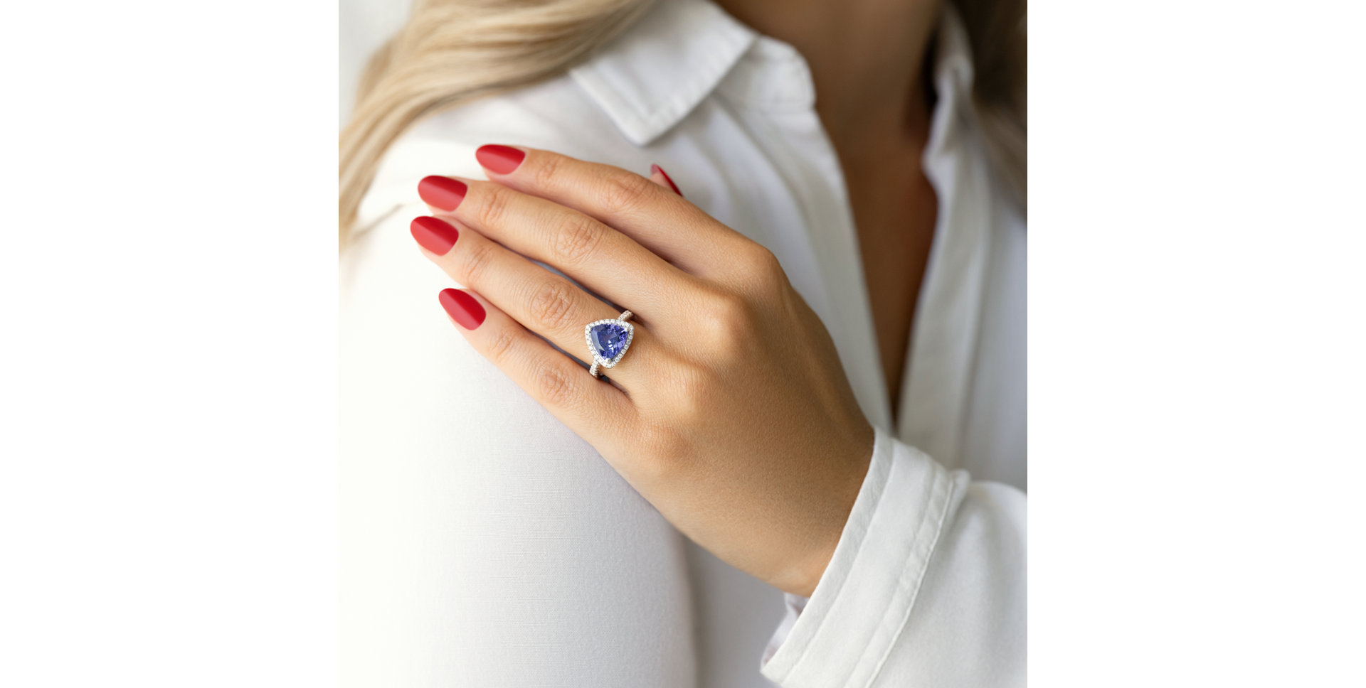 Prsten s tanzanitem a diamanty Posh Lady