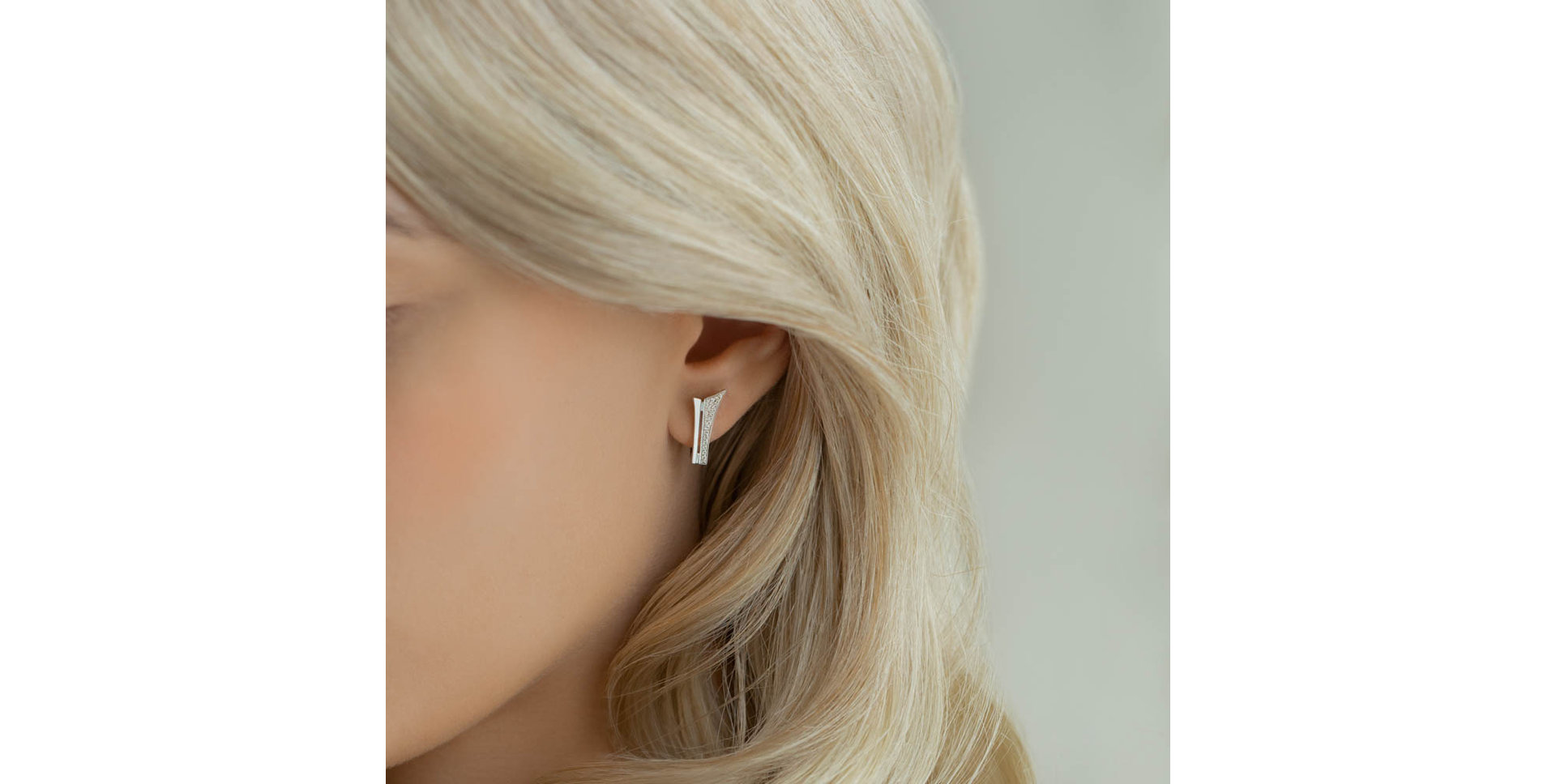 Náušnice s diamanty Diadem Rovenna