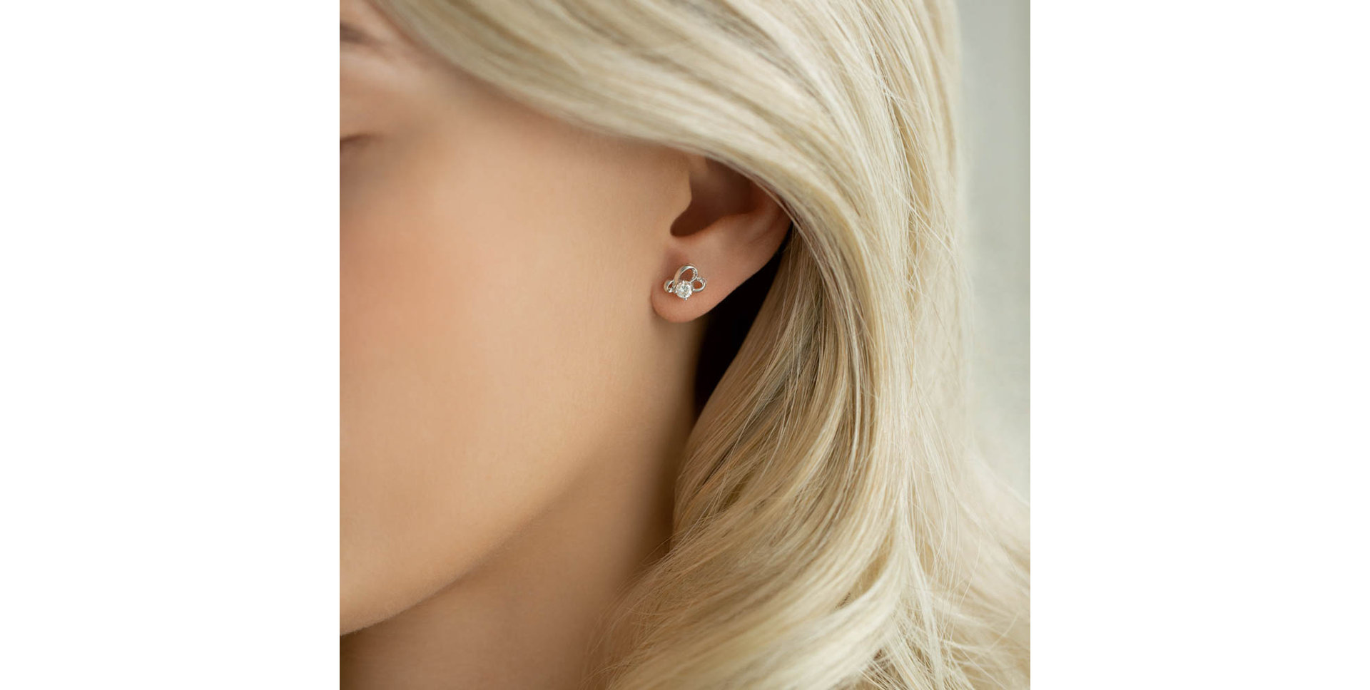 Náušnice s diamantem Twisted Night