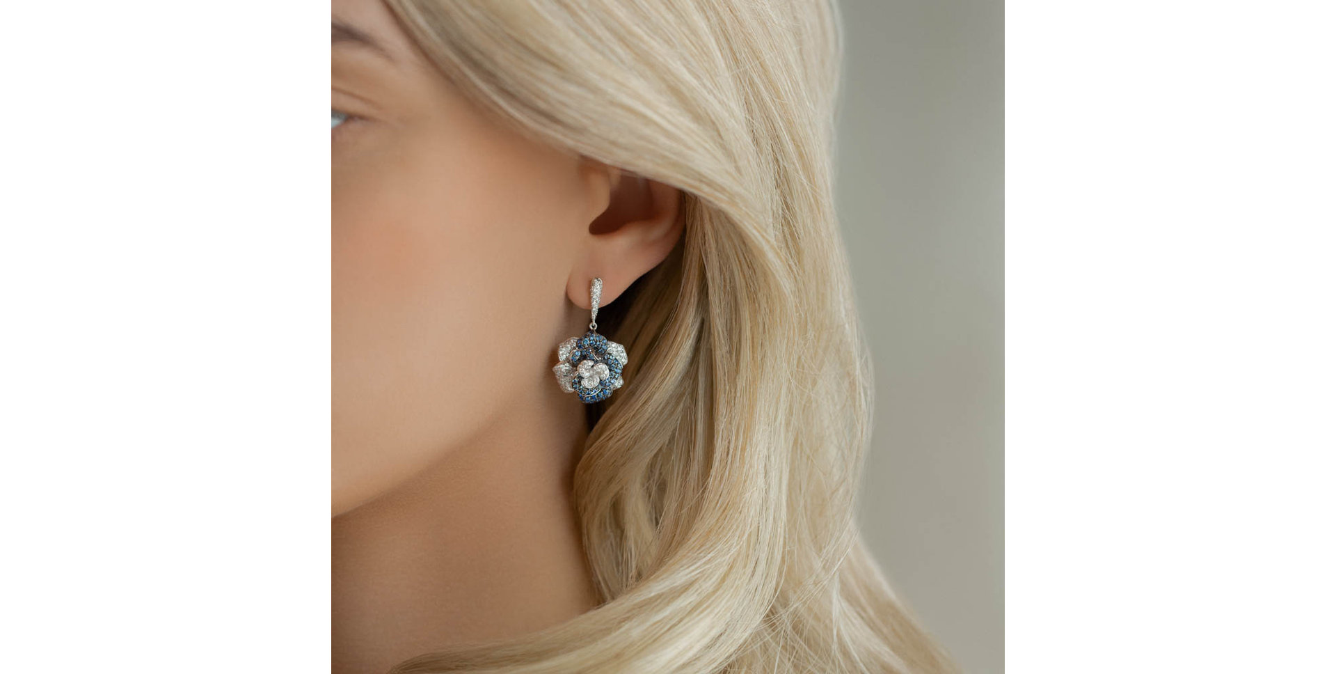 Náušnice s diamanty a safíry Charming Unique