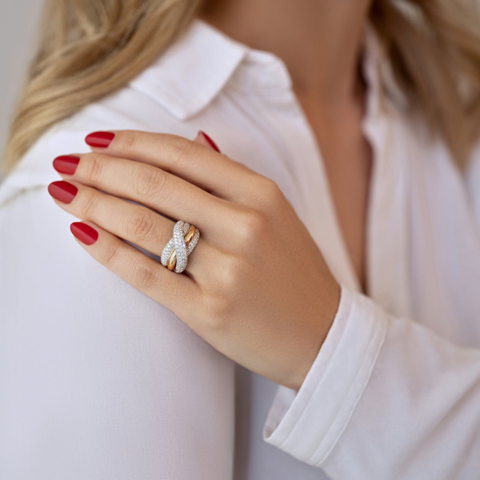 Prsten s diamanty Pink Academia