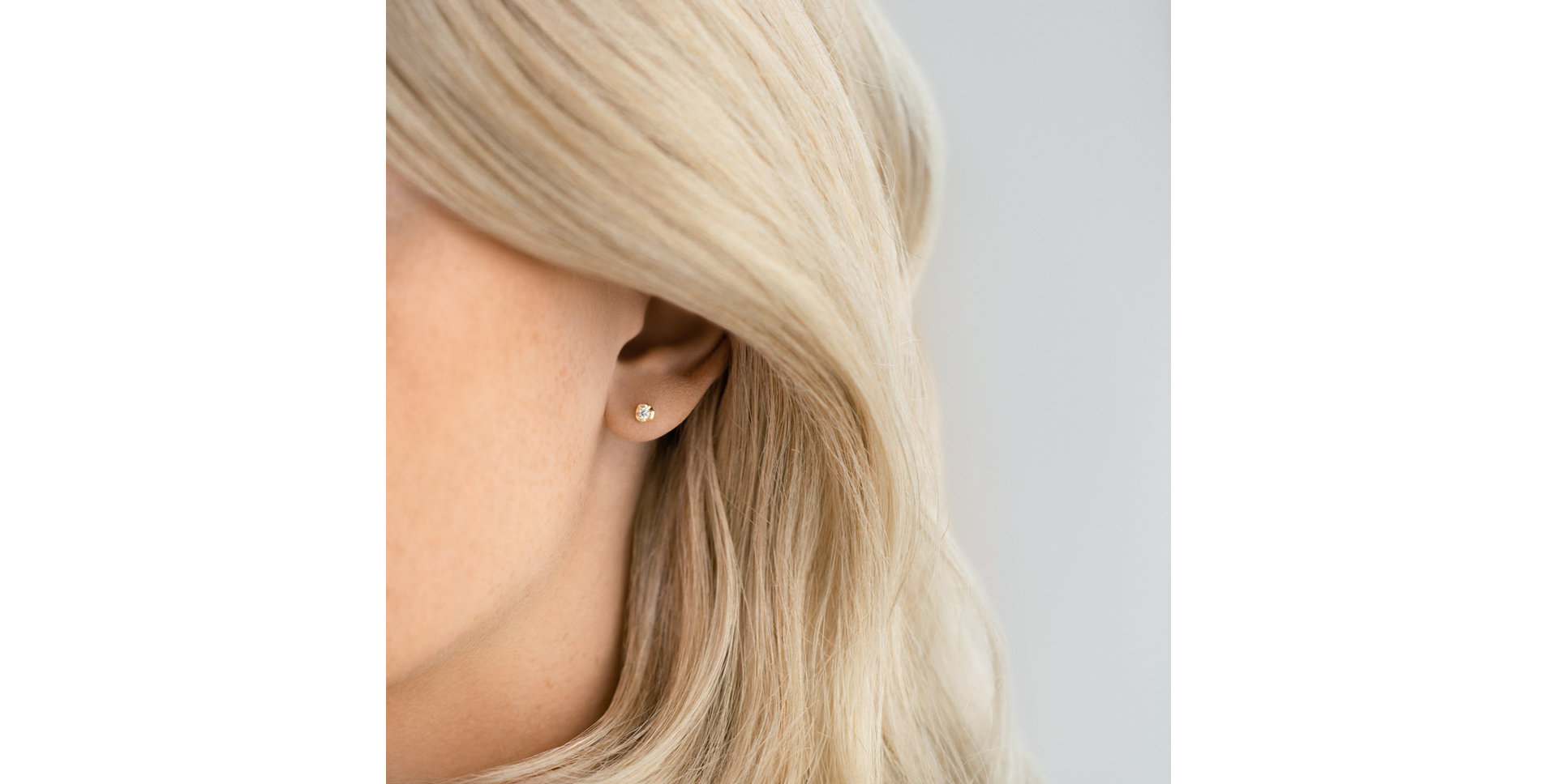 Náušnice s diamantem Classic Dot