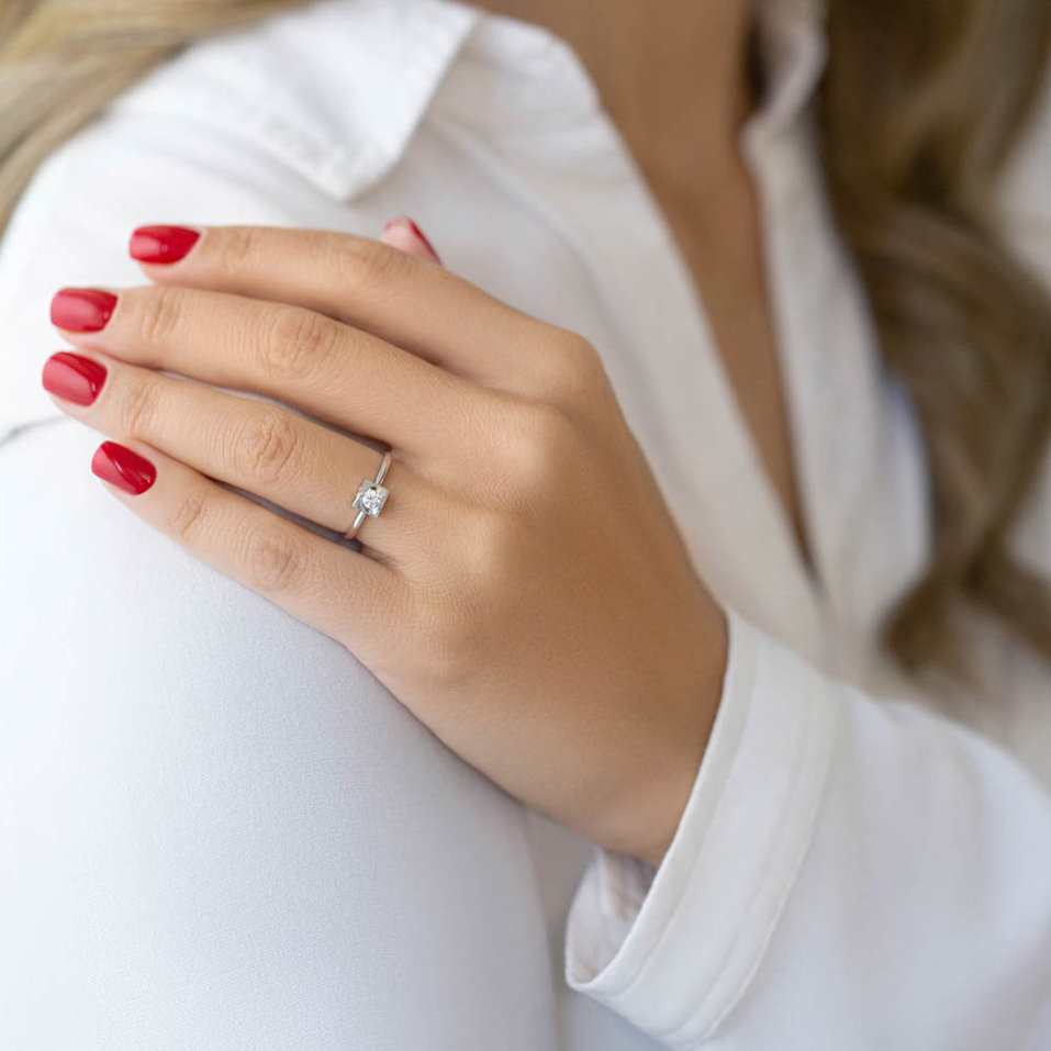 Prsten s diamantem Minimalist Square