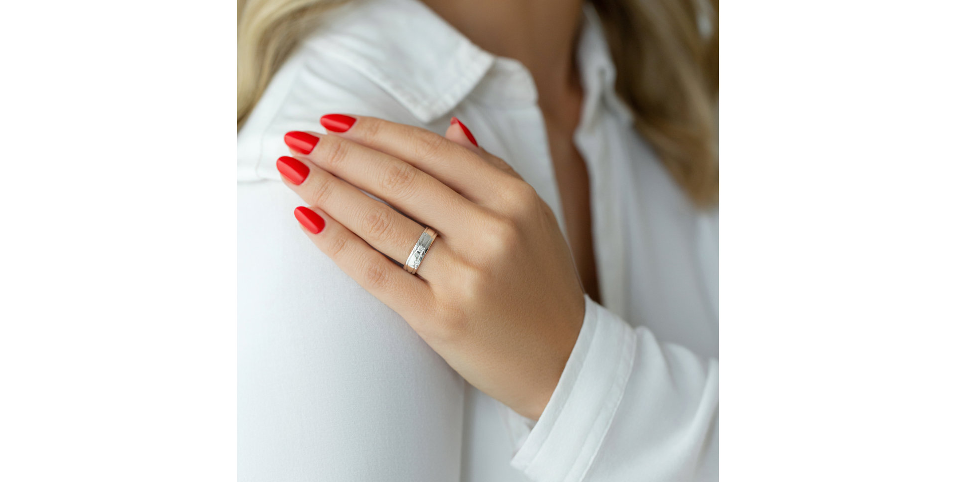 Prsten s diamanty Halsey