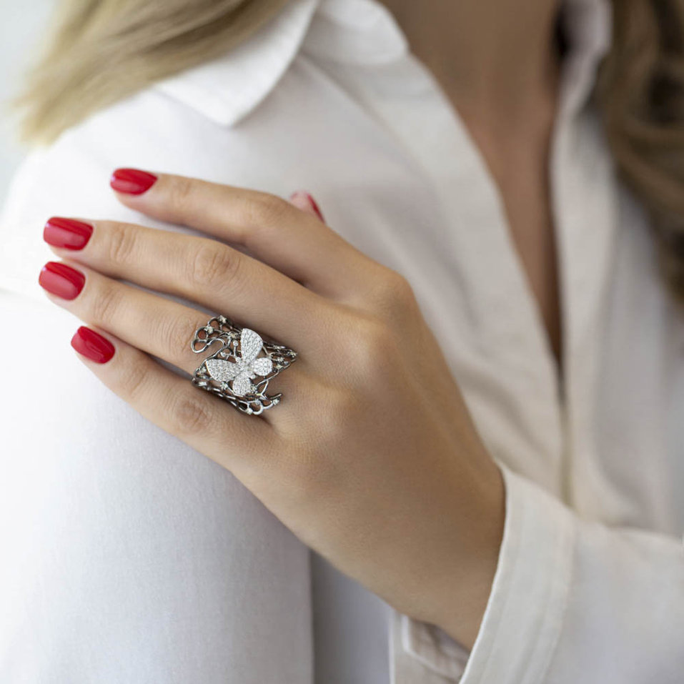 Prsten s bílými a hnědými diamanty Butterfly Icon