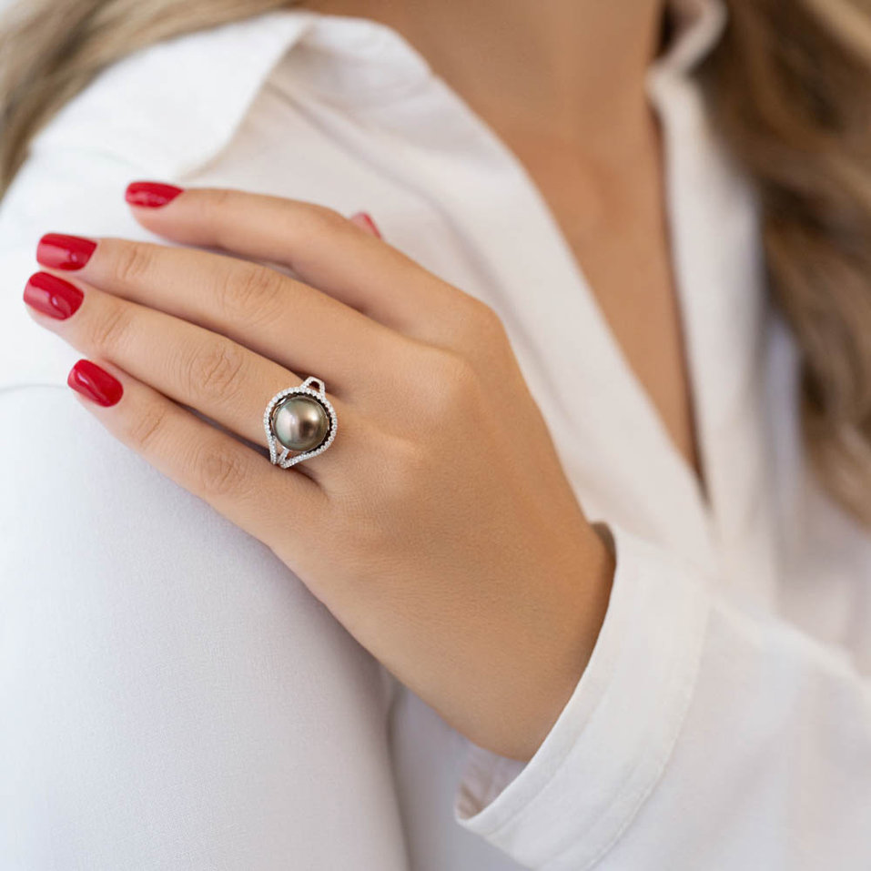 Prsten s perlou a diamanty Osborne