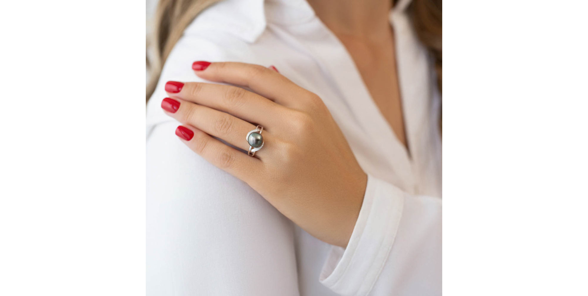 Prsten s perlou a diamanty Charley