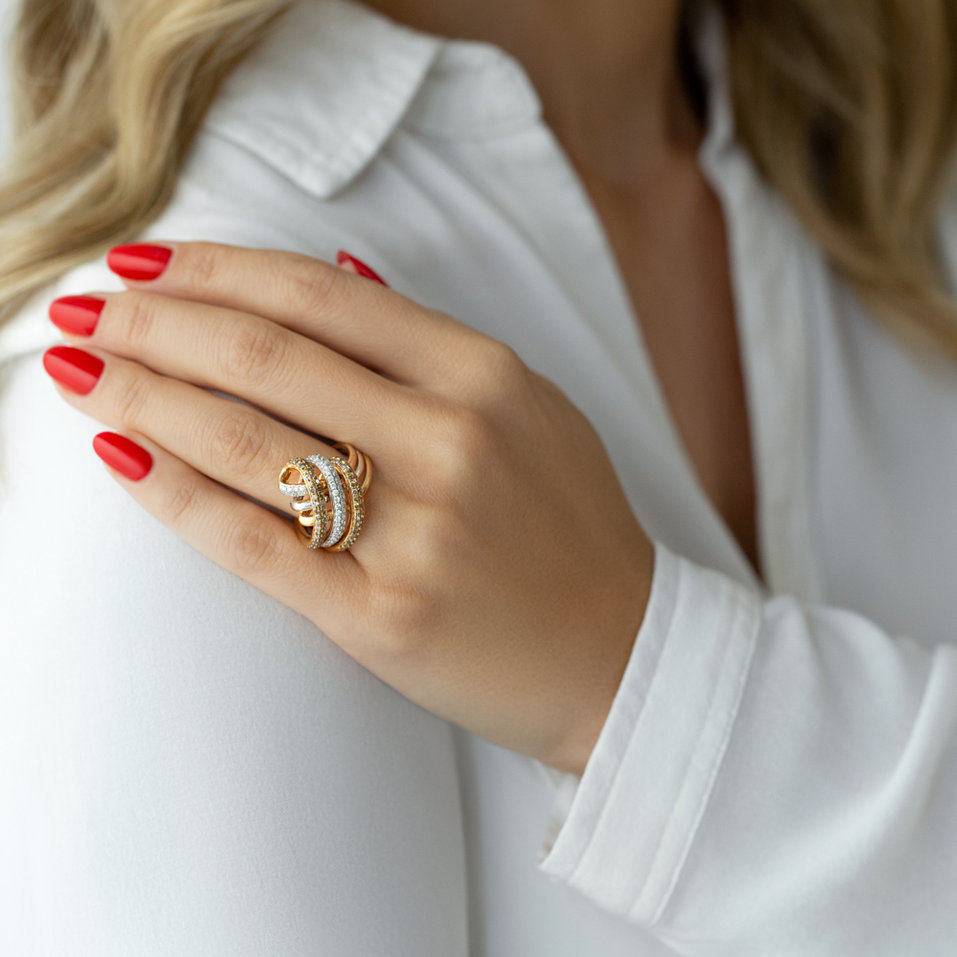 Prsten s bílými a hnědými diamanty Las Vegas Queen