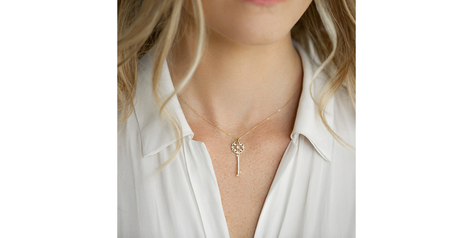 Přívěs s diamanty Decorative Key