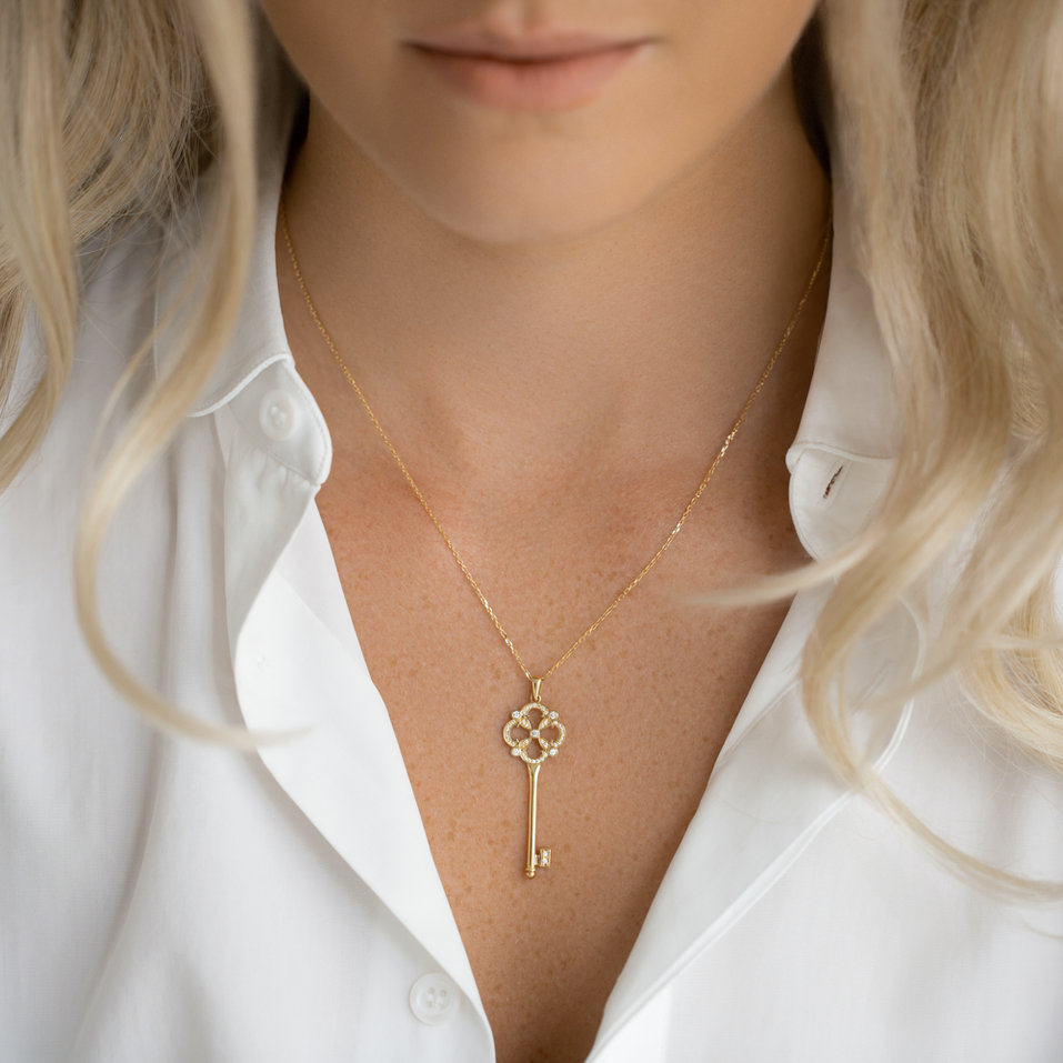 Přívěs s diamanty Word Key