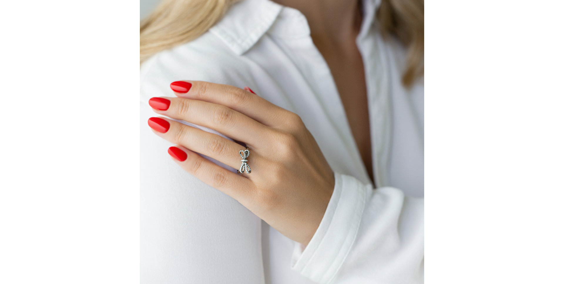 Prsten s diamanty Galaxy Ribbon