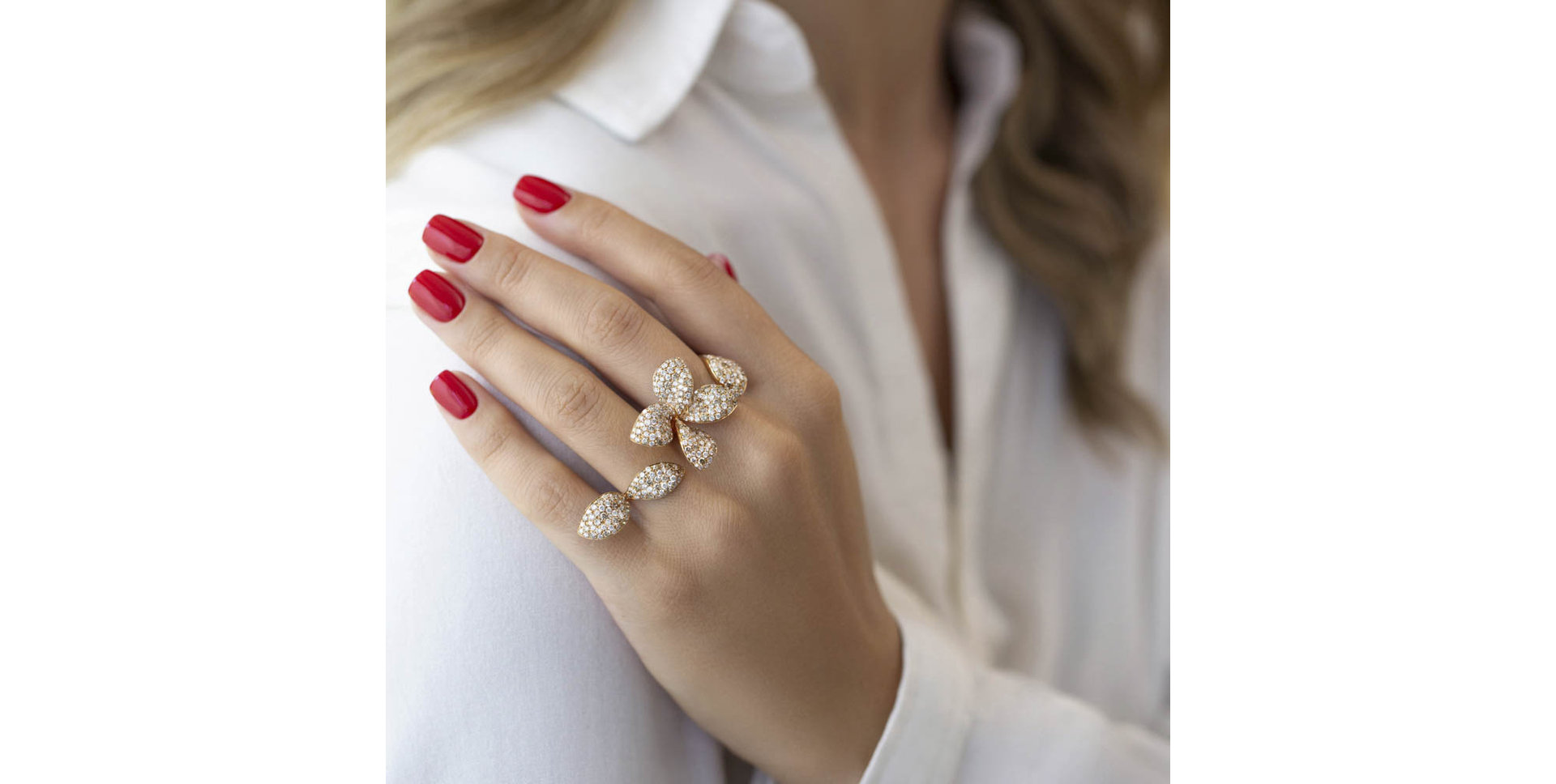 Prsten s hnědými diamanty Noble Butterfly