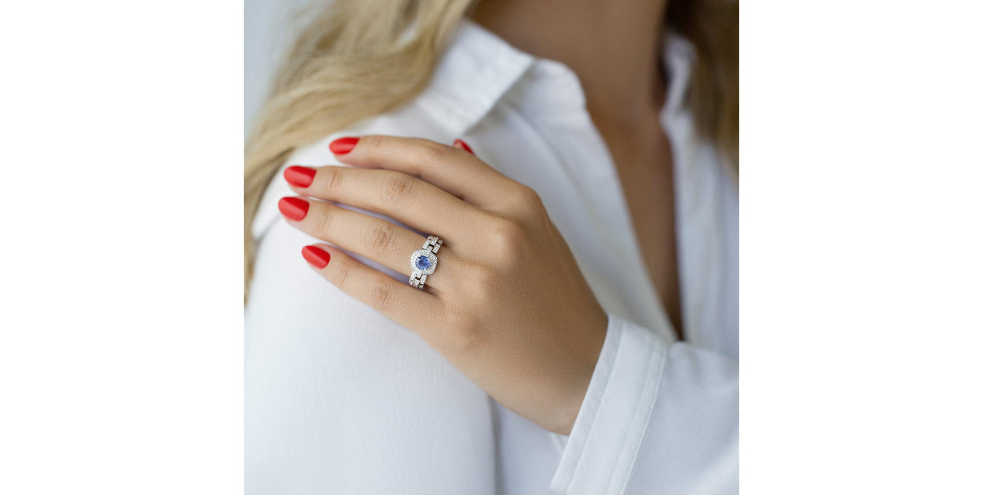 Prsten s safírem a diamanty Nichele