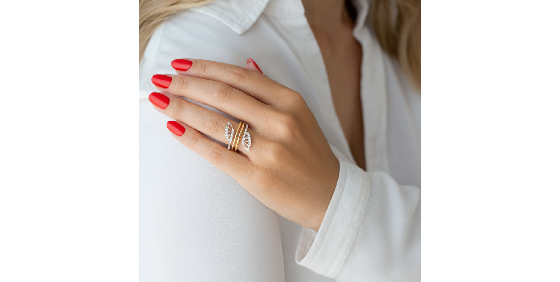 Prsten s diamanty Broken Butterfly