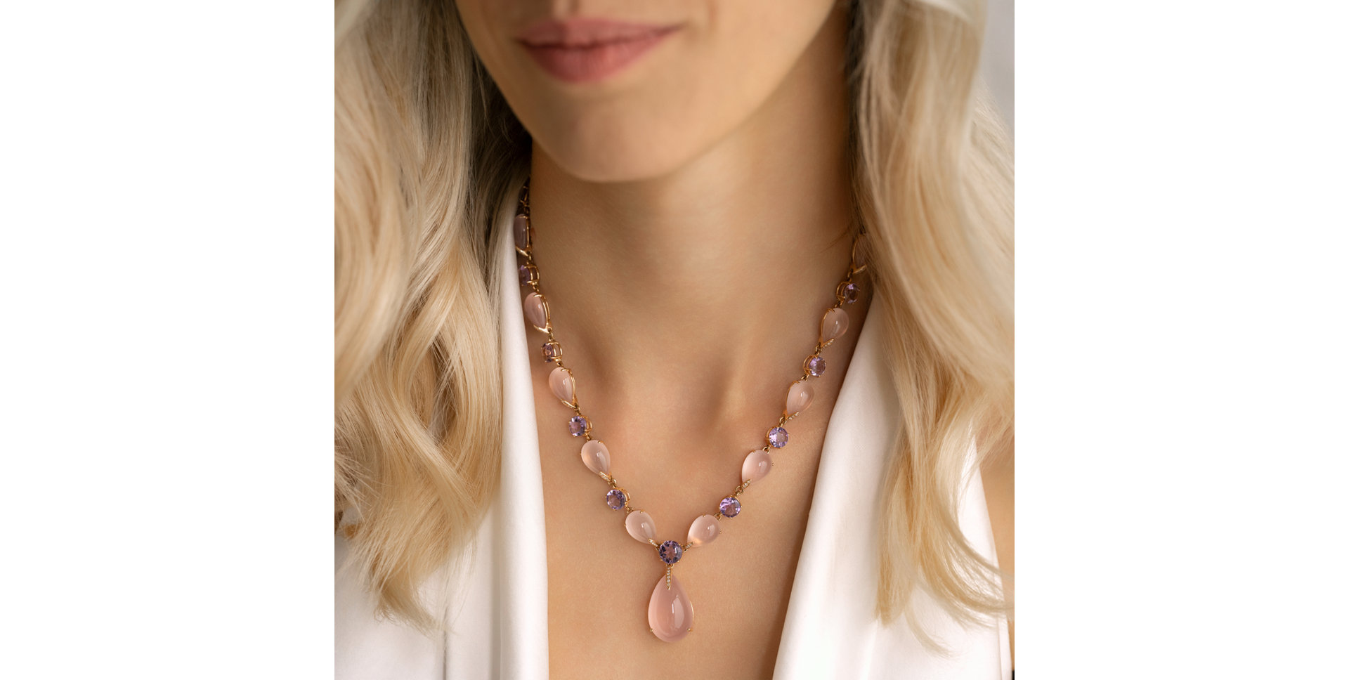 Náhrdelník s diamanty, ametysty a růženíny Caesarean Glam
