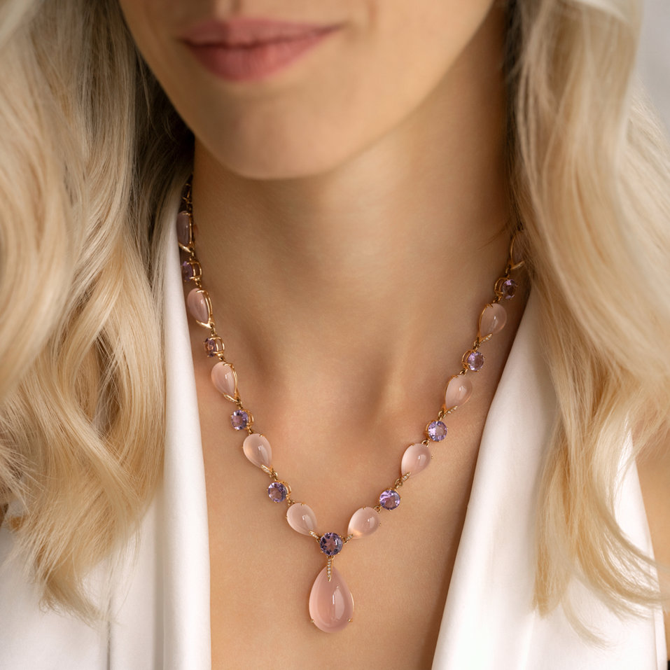 Náhrdelník s diamanty, ametysty a růženíny Caesarean Glam