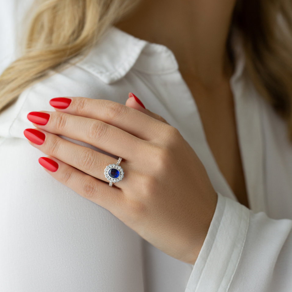 Prsten s safírem a diamanty Majesty Muse