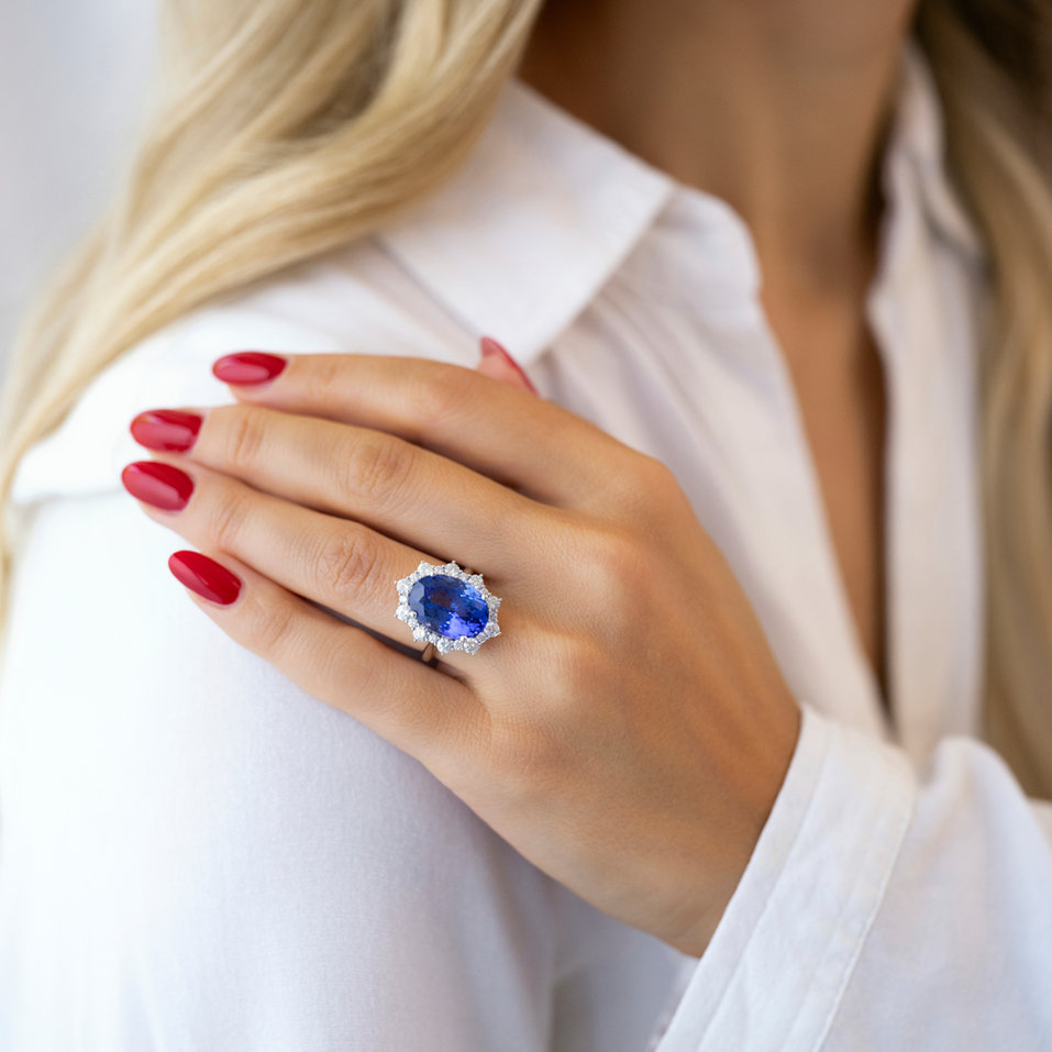 Prsten s tanzanitem a diamanty Night Goddess