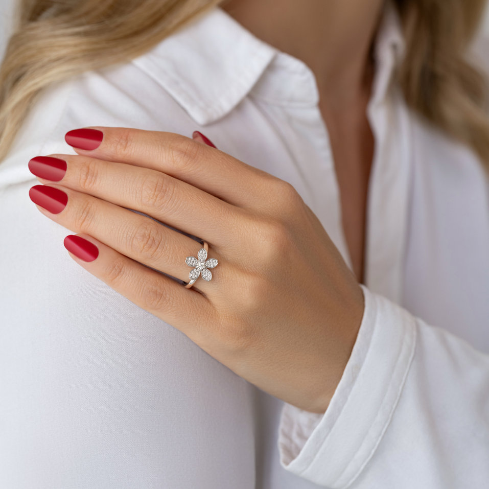 Prsten s diamanty Dazzling Bloom