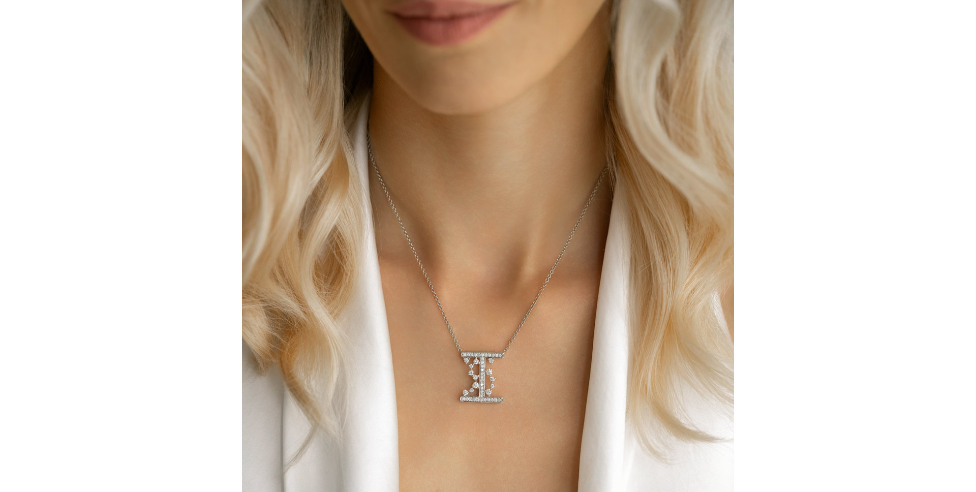 Náhrdelník s diamanty Iris Signature