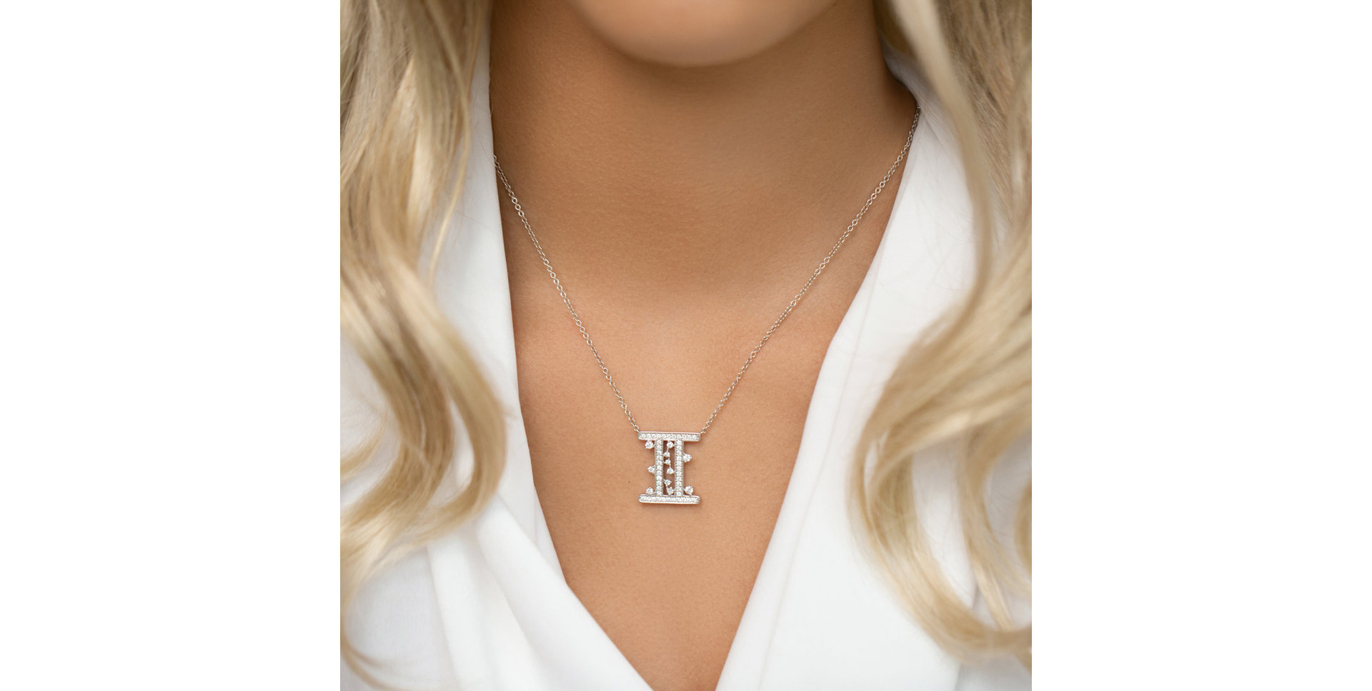 Náhrdelník s diamanty Goddess Twins