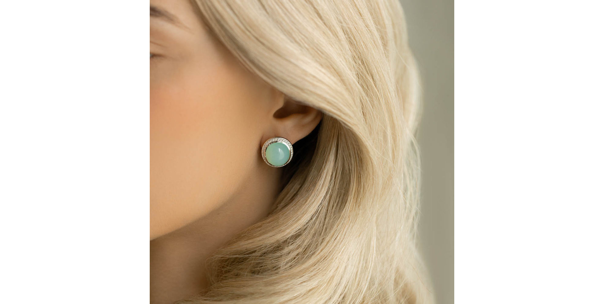 Náušnice s chalcedonem a diamanty Shiny Blossom