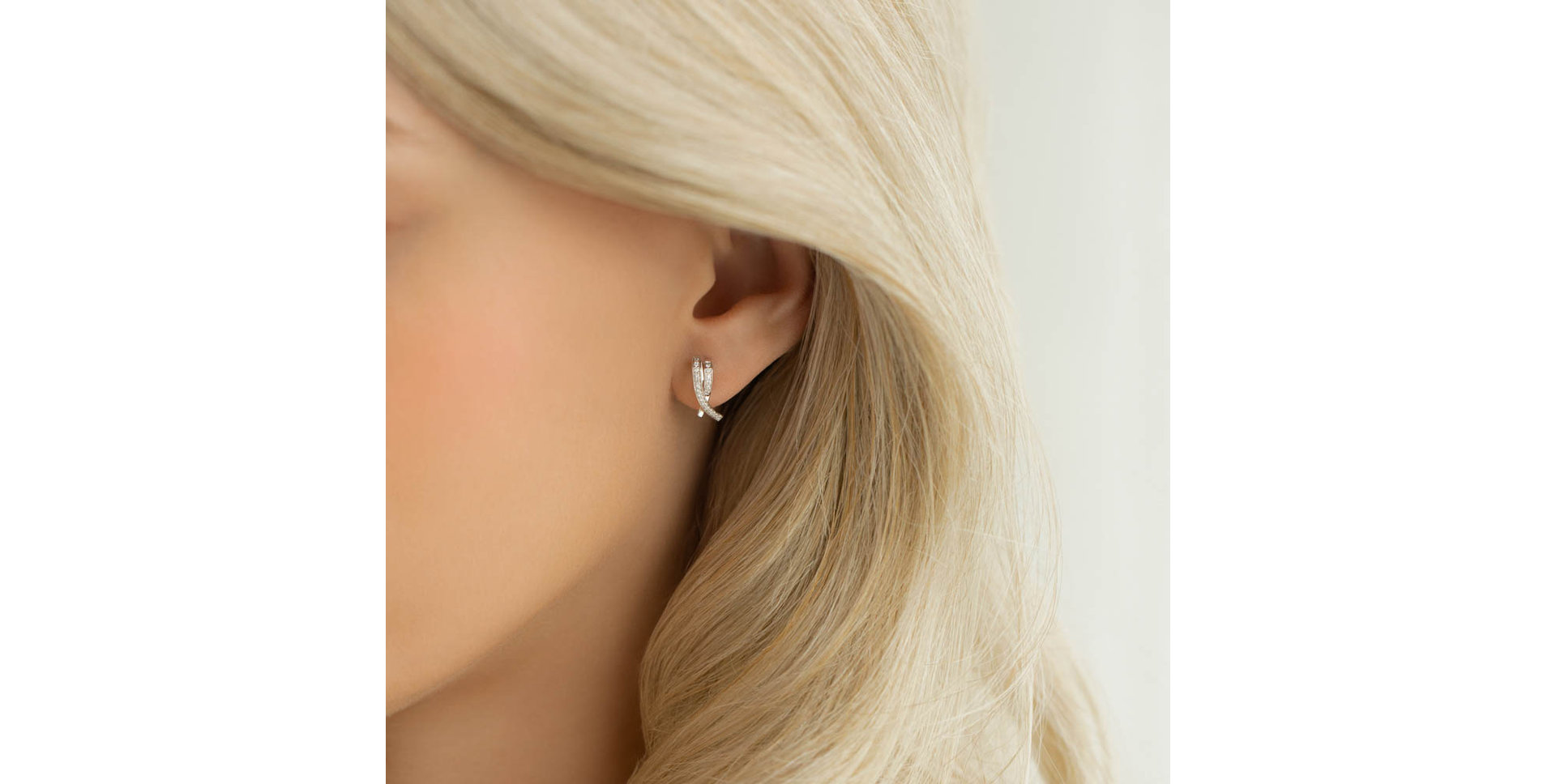 Náušnice s diamanty Crossed Fantasy